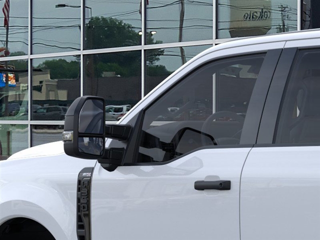 2025 Ford F-350 Super Duty XL