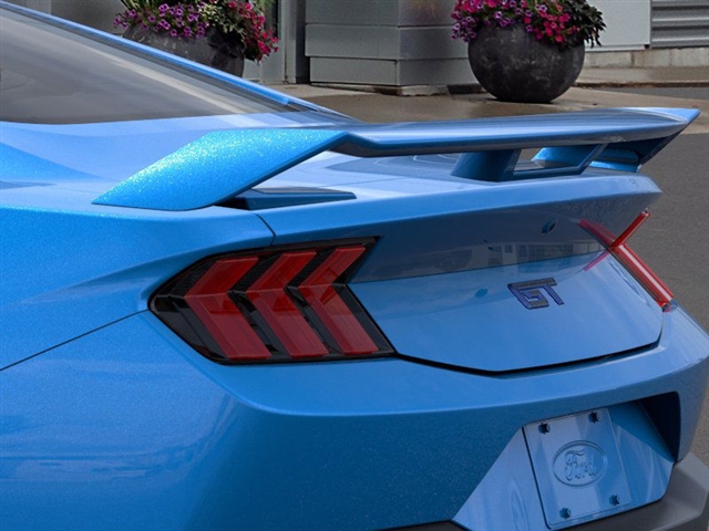 2025 Ford Mustang PREMIUM