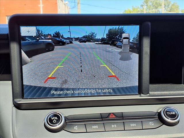 2023 Ford Maverick Lariat