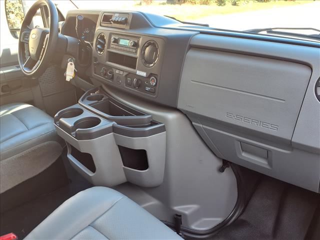 2022 Ford E-Series E-350 SD