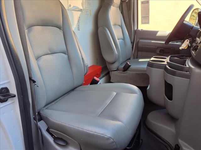 2022 Ford E-Series E-350 SD