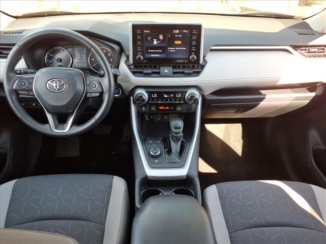 2020 Toyota RAV4 Hybrid XLE