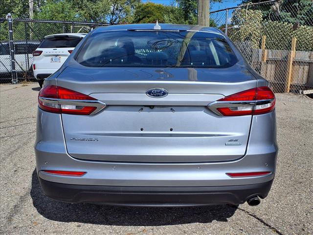 2020 Ford Fusion SE
