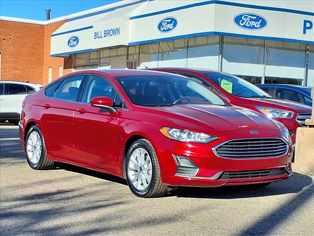 2020 Ford Fusion SE