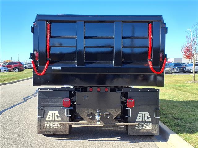 2020 Freightliner M2 106