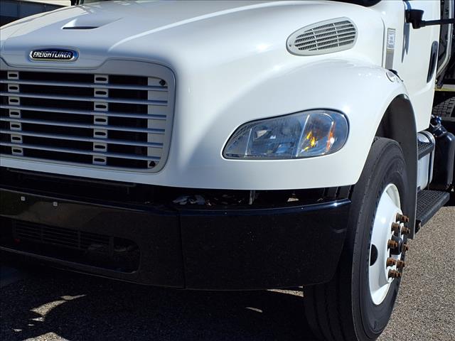 2020 Freightliner M2 106