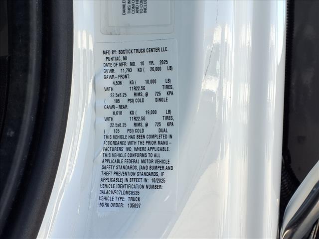 2020 Freightliner M2 106