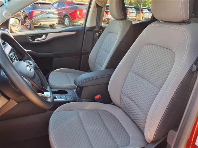 2020 Ford Escape Hybrid SE Sport