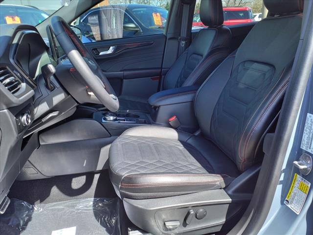 2023 Ford Escape ST-Line Elite