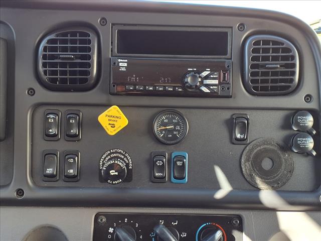 2020 Freightliner M2 106