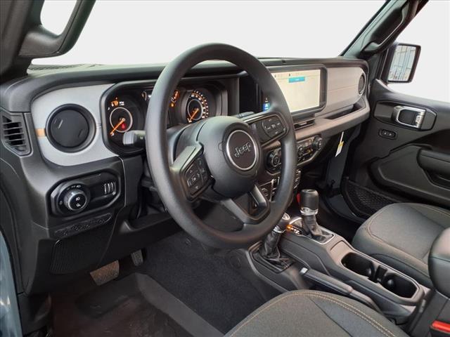 2025 Jeep Gladiator Sport