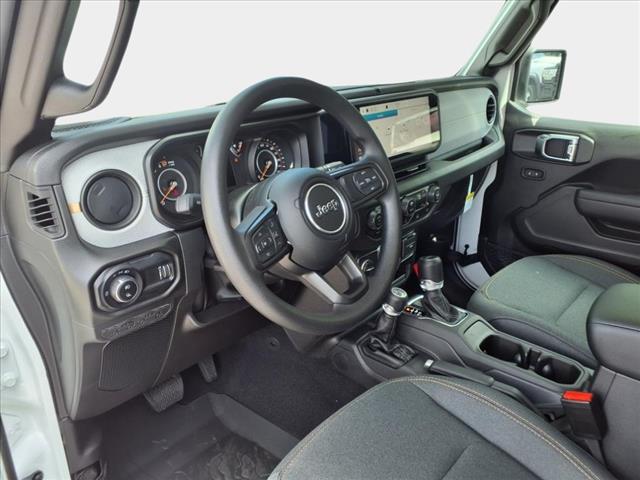 2025 Jeep Gladiator Sport