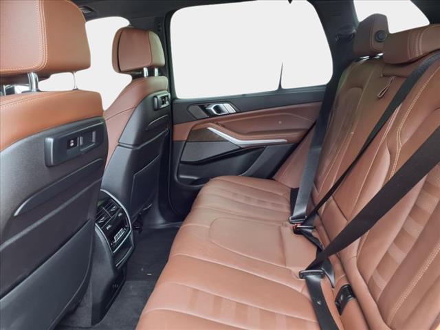 2022 BMW X5 M50i
