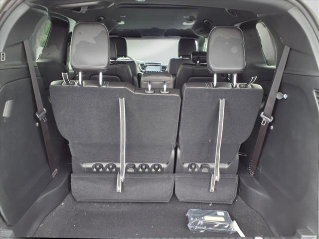 2025 Chrysler Voyager LX