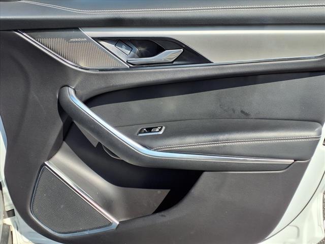 2024 Jaguar F-PACE P250