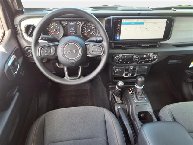 2025 Jeep Gladiator Sport