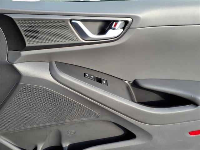 2017 Hyundai IONIQ Hybrid Limited