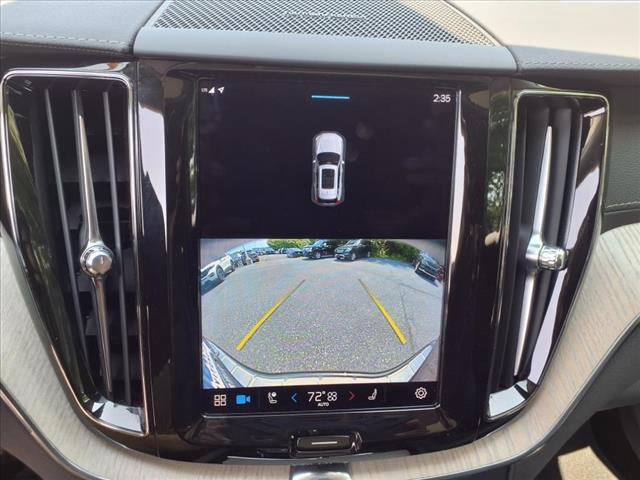 2022 Volvo XC60 B5 Inscription