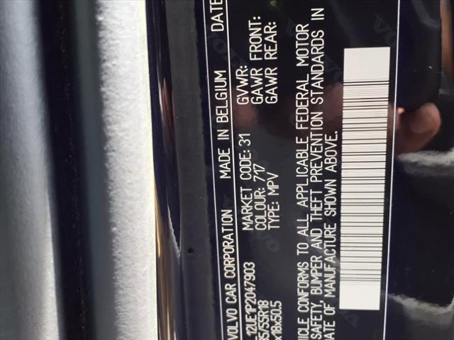 2023 Volvo XC40 B5 Plus Bright Theme