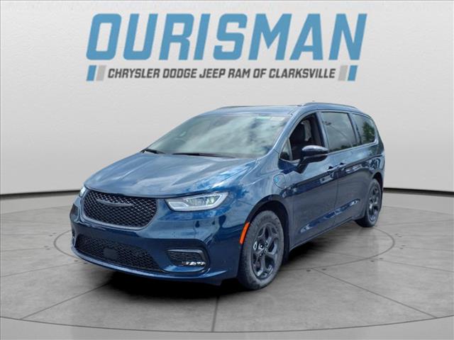 2025 Chrysler Pacifica Plug-In Hybrid Select