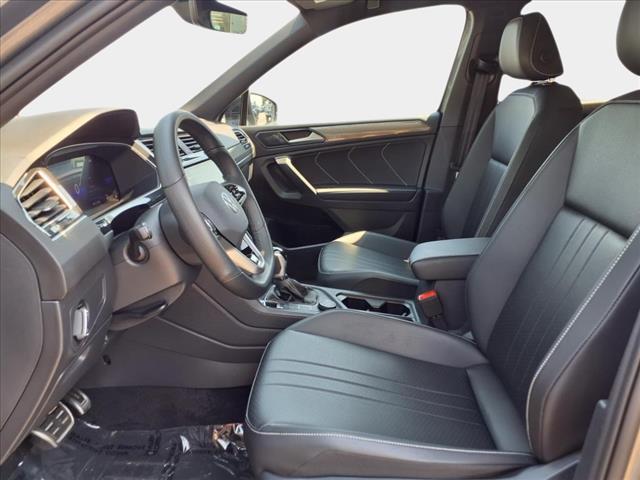 2024 Volkswagen Tiguan 2.0T SE R-Line Black
