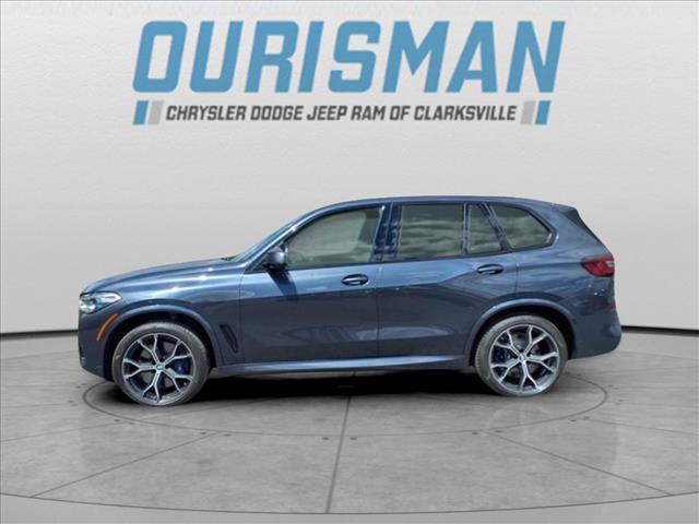 2022 BMW X5 M50i