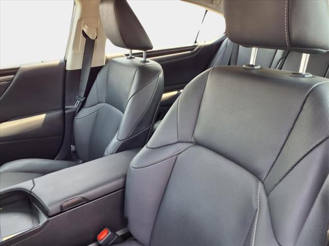 2023 Lexus ES 250 250