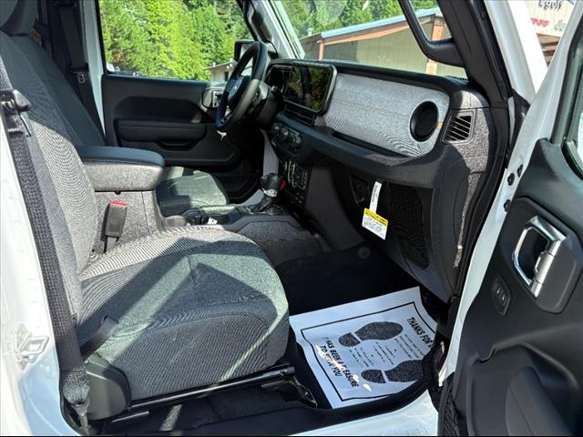 2025 Jeep Wrangler 4-DOOR SPORT S