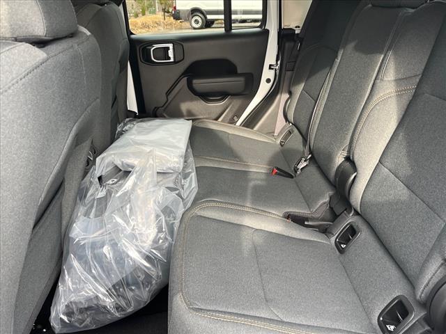 2025 Jeep Gladiator NightHawk