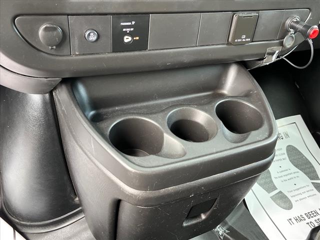 2017 GMC Savana 2500