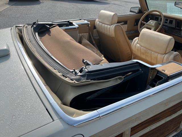 1986 Chrysler Le Baron Base
