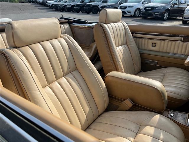 1986 Chrysler Le Baron Base