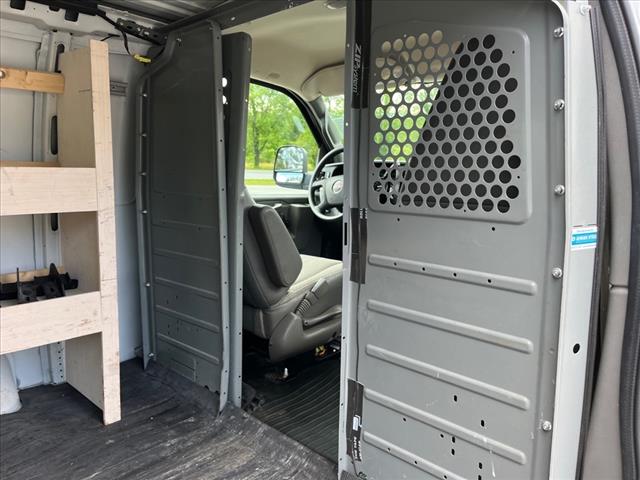 2017 GMC Savana 2500