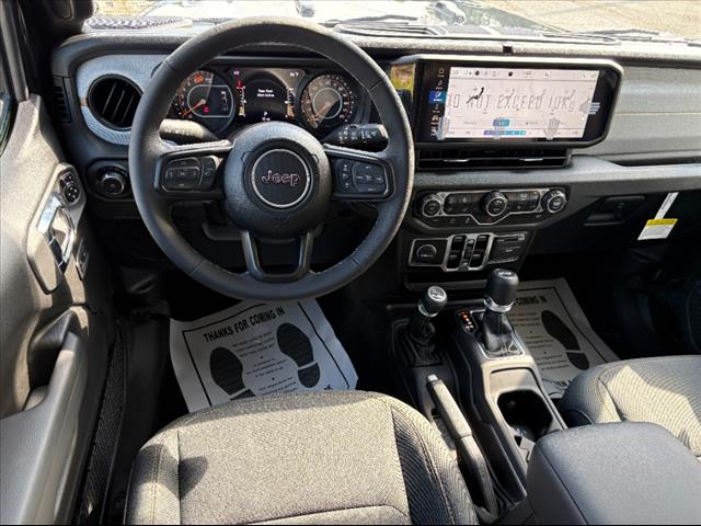 2025 Jeep Wrangler 4-DOOR SPORT S
