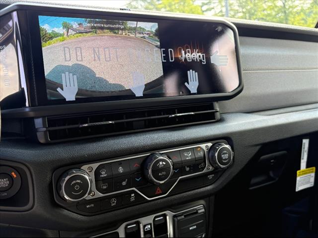 2025 Jeep Wrangler 4-DOOR SPORT S