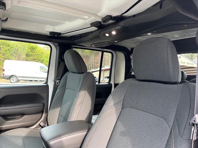 2025 Jeep Gladiator NightHawk