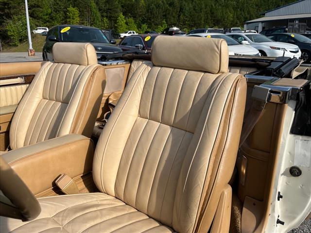 1986 Chrysler Le Baron Base