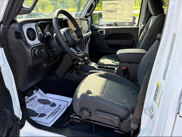 2025 Jeep Wrangler 4-DOOR SPORT S