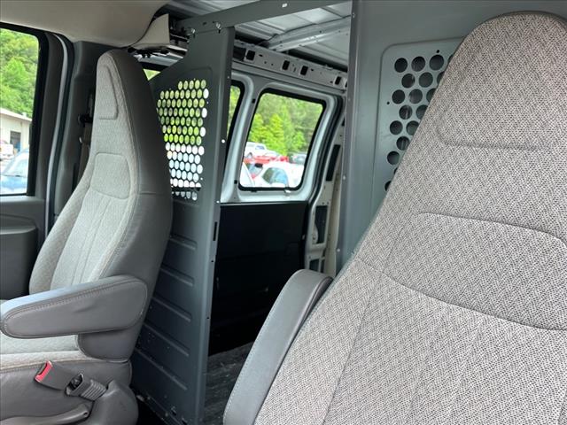 2017 GMC Savana 2500