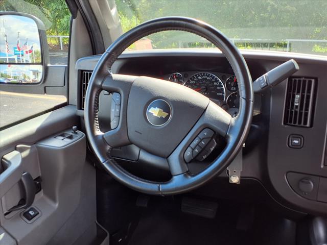 2022 Chevrolet Express LS Passenger