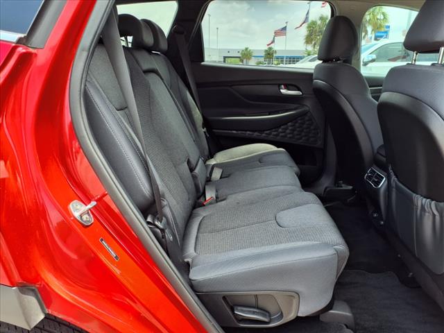 2022 Hyundai SANTA FE SE