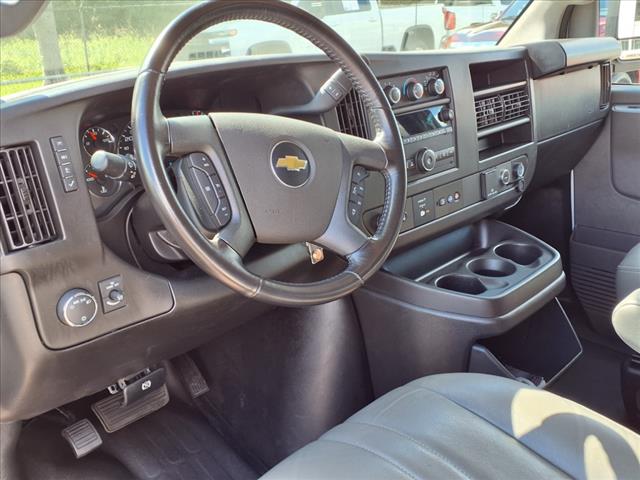 2022 Chevrolet Express LS Passenger