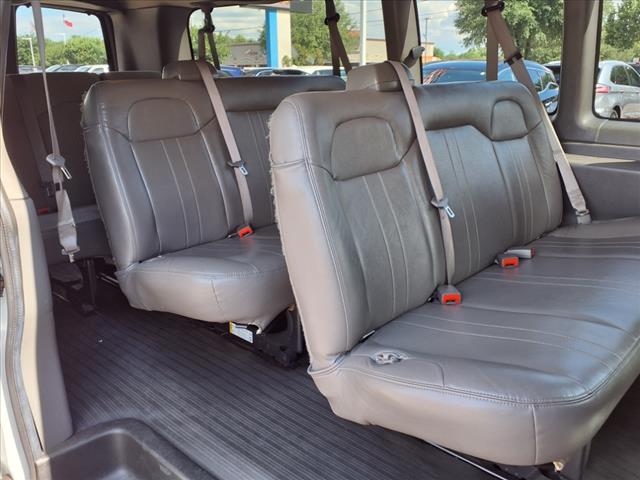 2022 Chevrolet Express LS Passenger