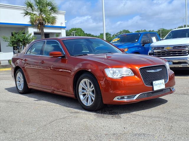 2021 Chrysler 300 Touring