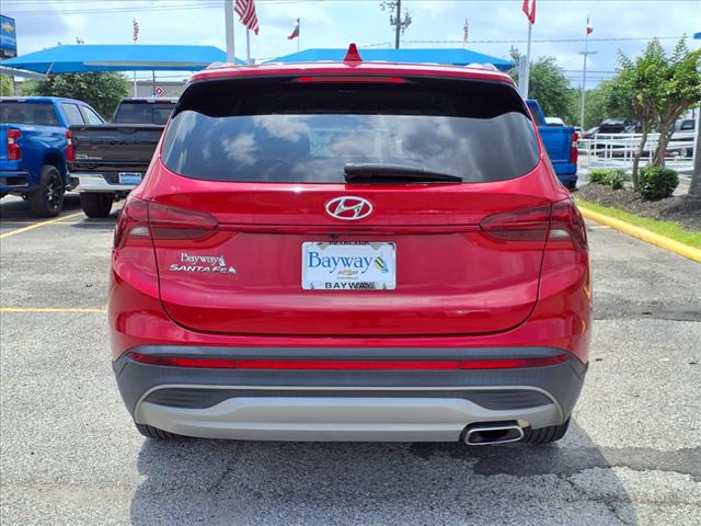 2022 Hyundai SANTA FE SE