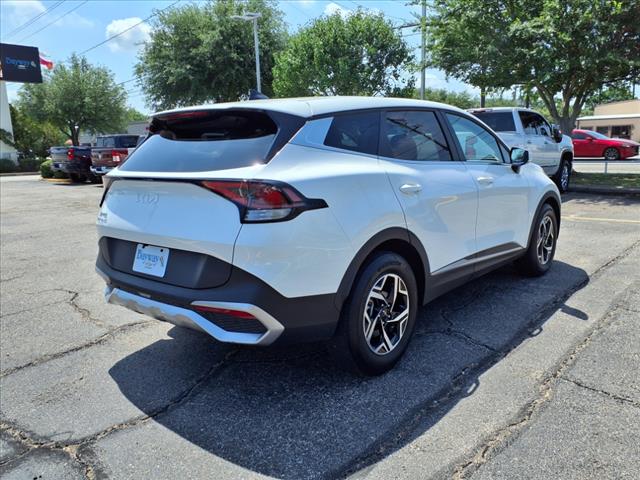 2024 Kia Sportage LX