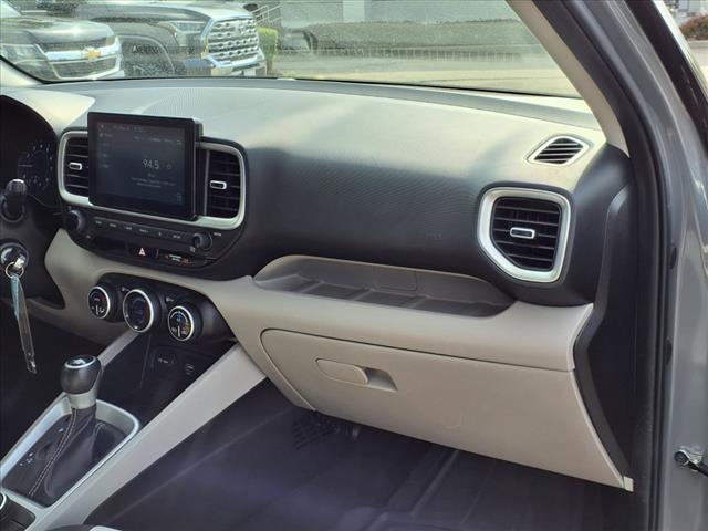2021 Hyundai VENUE SEL