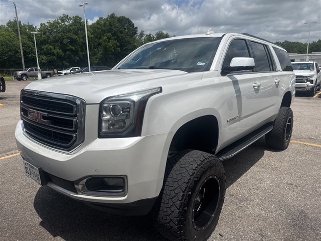 2017 GMC Yukon XL SLT