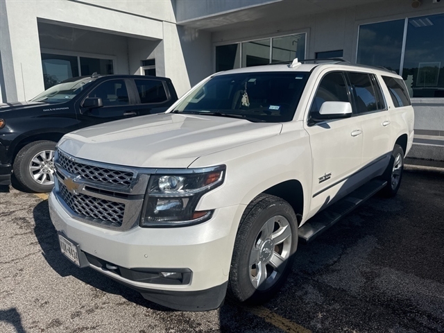 2017 Chevrolet Suburban LT