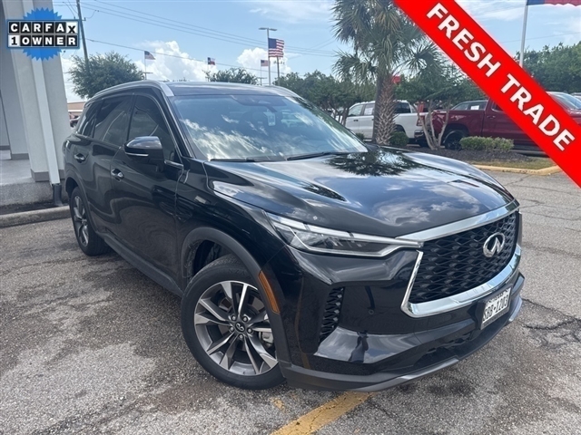 2022 INFINITI QX60 LUXE